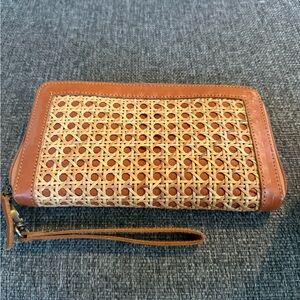 Village thrive - Woven Tan and Brown Wristlet